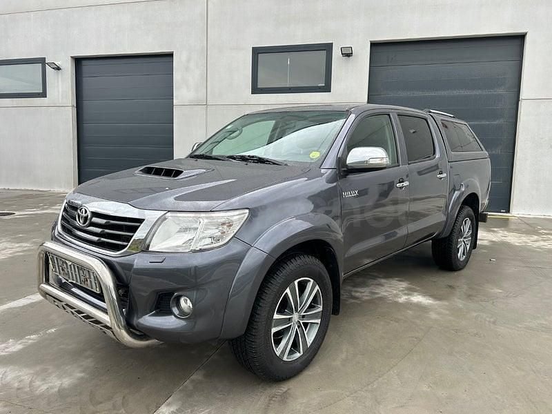 Usado Toyota HiLux 171 CV (125 kW) 2014 Gris / plata Pickup/Camioneta