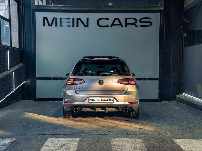 Usado VW Golf VII GTI 245 CV (180 kW) 2019 Gris / plata Berlina