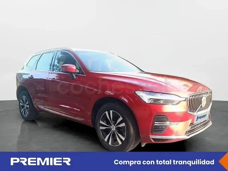 Usado Volvo XC60 Inscription 351 CV (258 kW) 2021 Rojo SUV