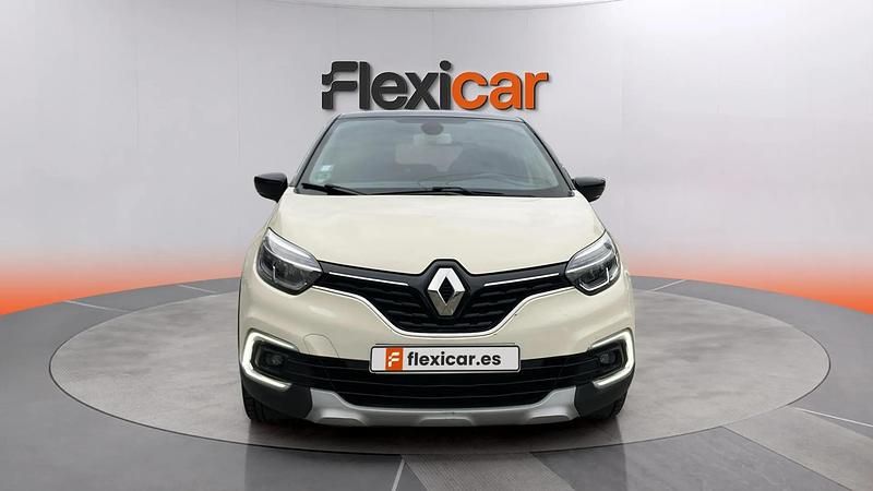 Usado Renault Captur Zen 90 CV (66 kW) 2018 Beige SUV