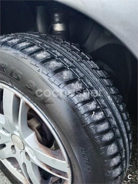 Usado Citroën C5 110 CV (80 kW) 2002 Gris / plata Berlina