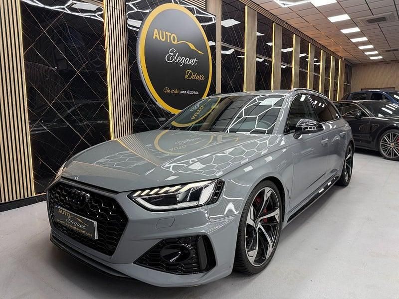 Usado Audi RS4 S-Line 450 CV (330 kW) 2021 Gris / plata Familiar