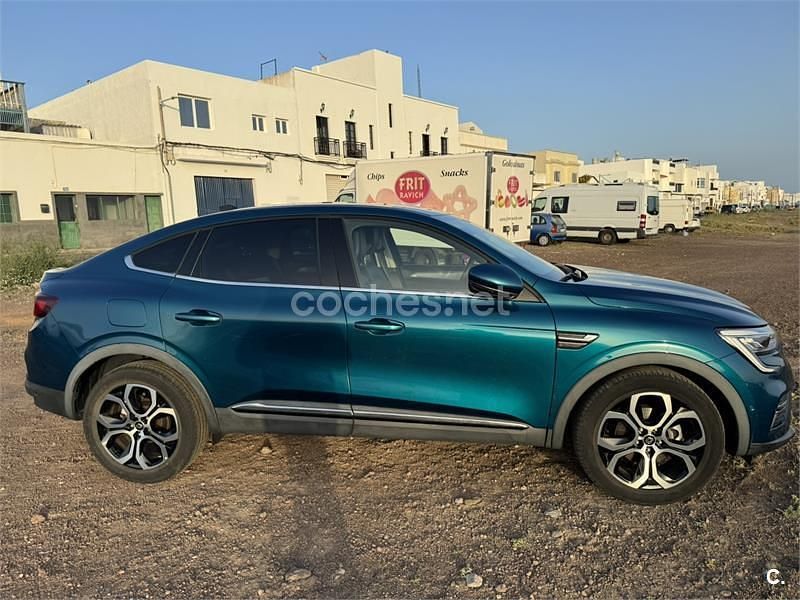 Usado Renault Arkana Techno 145 CV (106 kW) 2023 Azul SUV