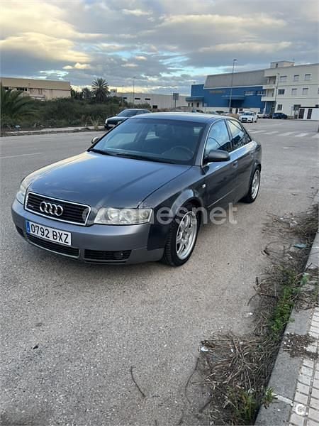 Gris / plata Usado 2002 Audi A4 Berlina | 2000 € (Super precio) - Imagen 1/4