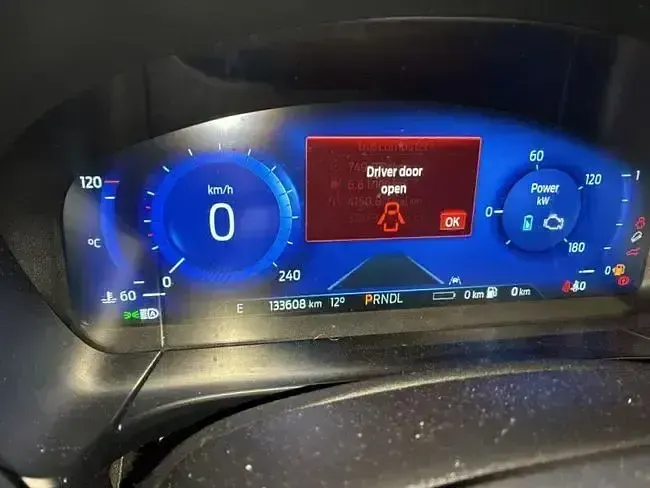 Usado Ford Kuga ST-Line X 226 CV (166 kW) 2023 Azul SUV