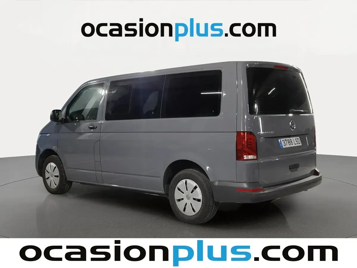 Usado VW Caravelle 110 CV (80 kW) 2021 Gris Van