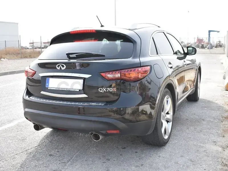 Usado Infiniti QX70 Premium 320 CV (235 kW) 2017 Negro SUV