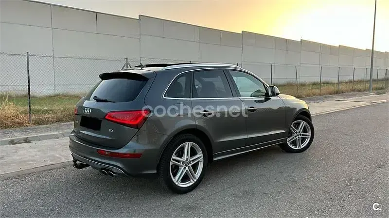 Usado Audi SQ5 313 CV (230 kW) 2015 Gris / plata SUV