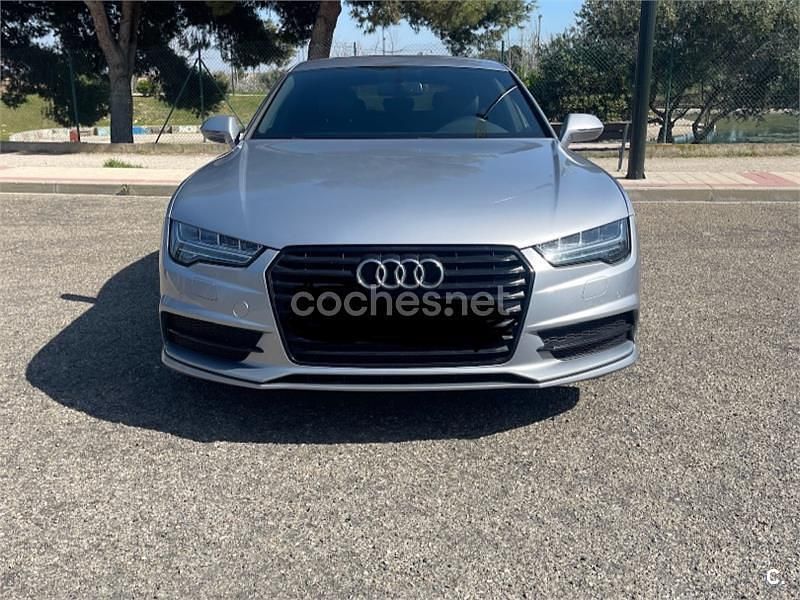 Usado Audi A7 Sportback S-Line 252 CV (185 kW) 2017 Gris / plata Utilitario