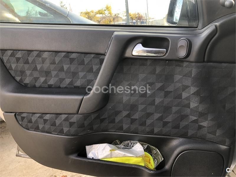Usado Opel Astra Eco 75 CV (55 kW) 2001 Gris / plata Berlina