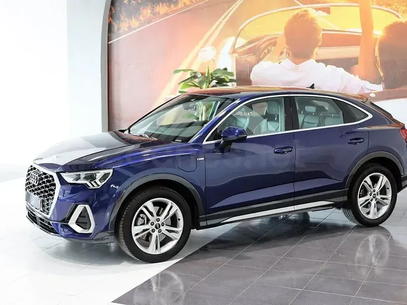 Usado Audi Q3 Sportback S-Line 245 CV (180 kW) 2022 Azul SUV