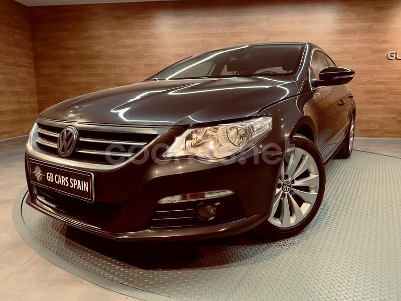 Usado VW Passat Advance 140 CV (102 kW) 2011 Gris / plata Berlina