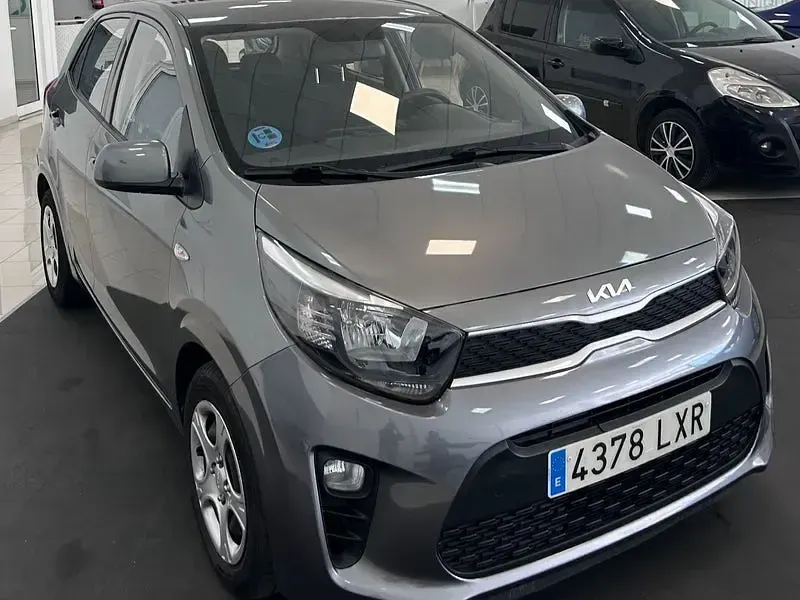 Usado Kia Picanto 67 CV (49 kW) 2022 Gris / plata Utilitario