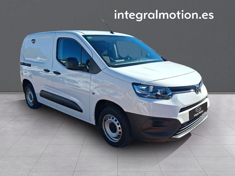 Usado Toyota Proace City City 76 CV (55 kW) 2021 Blanco Monovolumen
