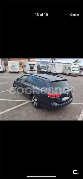 Usado VW Passat 120 CV (88 kW) 2016 Azul Familiar