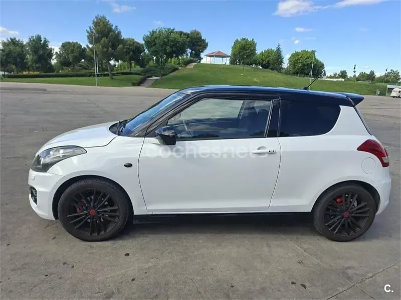 Usado Suzuki Swift Sport 136 CV (100 kW) 2012 Blanco Utilitario