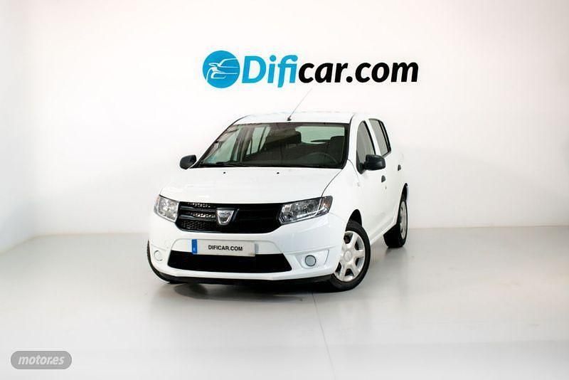 Blanco Usado 2013 Dacia Sandero Utilitario | 9490 € (Precio justo) - Imagen 1/4
