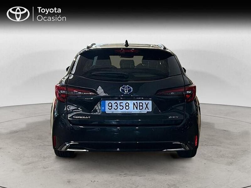 Usado Toyota Corolla Active 140 CV (102 kW) 2025 Negro Familiar