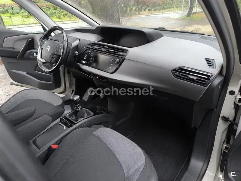 Usado Citroën C4 SpaceTourer Shine 163 CV (119 kW) 2020 Beige Monovolumen