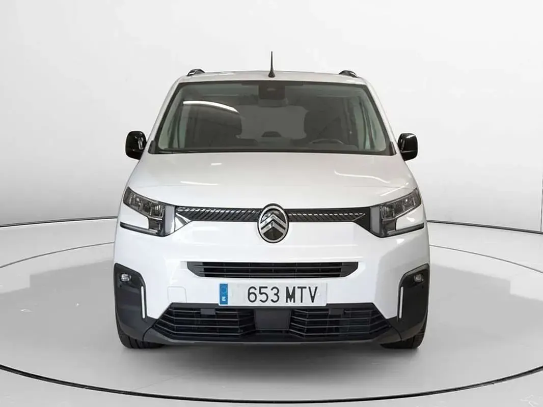 Usado Citroën Berlingo 102 CV (75 kW) 2024 Blanco Monovolumen