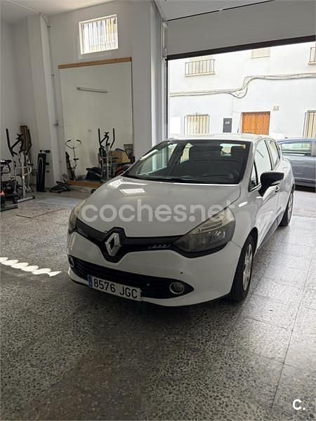 Usado Renault Clio IV Business 75 CV (55 kW) 2015 Blanco Berlina