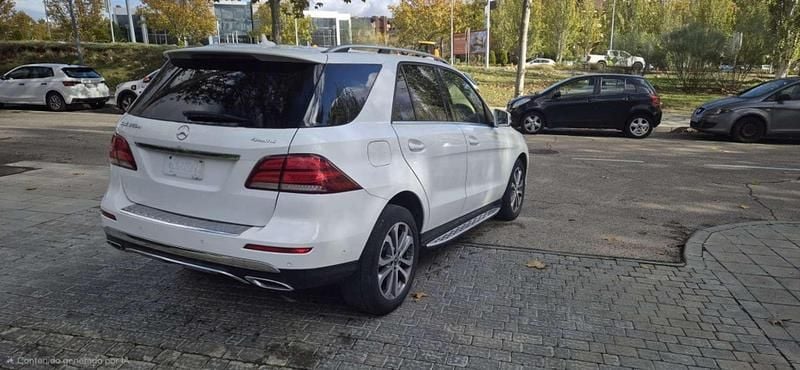 Usado Mercedes GLE250 204 CV (150 kW) 2018 Blanco SUV