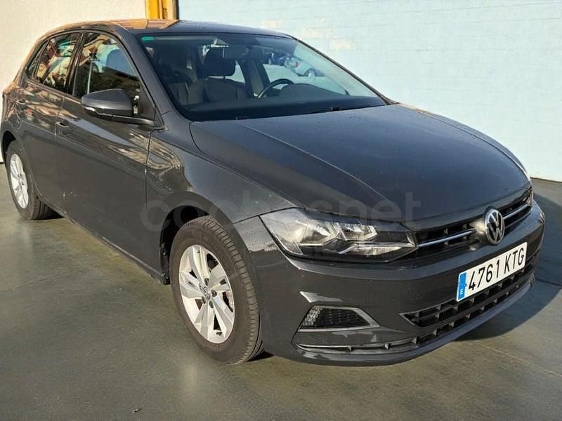 Usado VW Polo Advance 80 CV (58 kW) 2019 Gris / plata Utilitario