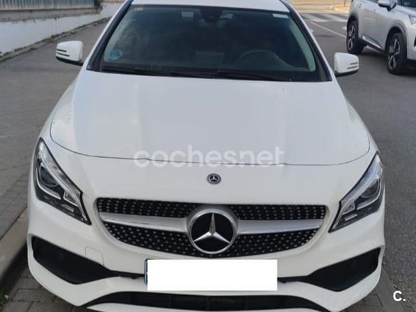 Usado Mercedes CLA180 122 CV (89 kW) 2018 Blanco Berlina