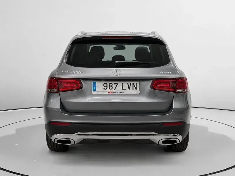 Usado Mercedes GLC220 194 CV (142 kW) 2021 Gris / plata SUV