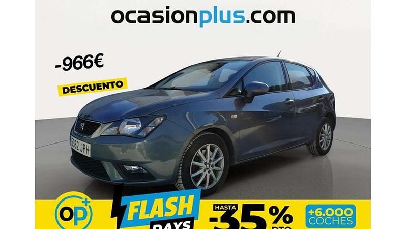 Usado Seat Ibiza Style 105 CV (77 kW) 2016 Gris Utilitario