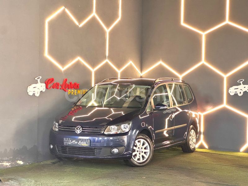 Azul Usado 2013 VW Touran Advance Monovolumen | 12.500 € (Precio justo) - Imagen 1/4