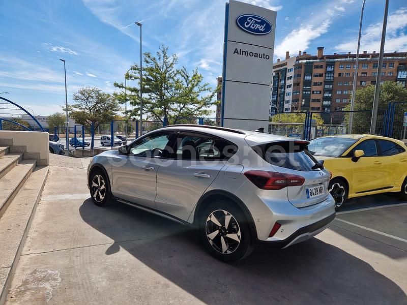 Gris / plata Usado 2024 Ford Focus Active Berlina | 20.950 € (Precio justo) - Imagen 1/4