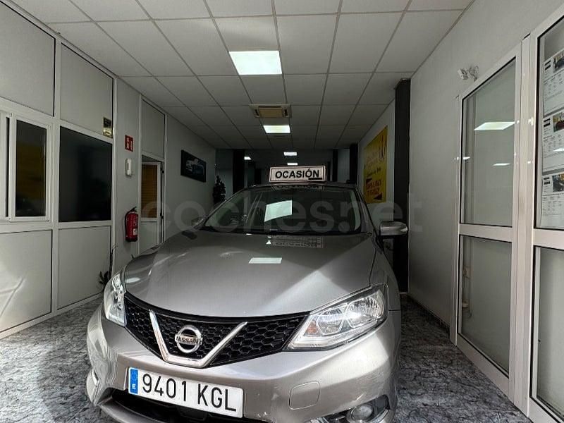 Usado Nissan Pulsar Acenta 115 HP (84 kW) 2017 Cinzento Citadino