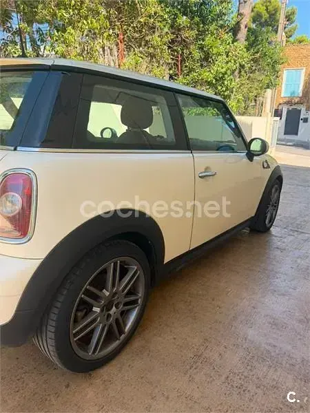 Usado Mini ONE 90 CV (66 kW) 2008 Beige Utilitario