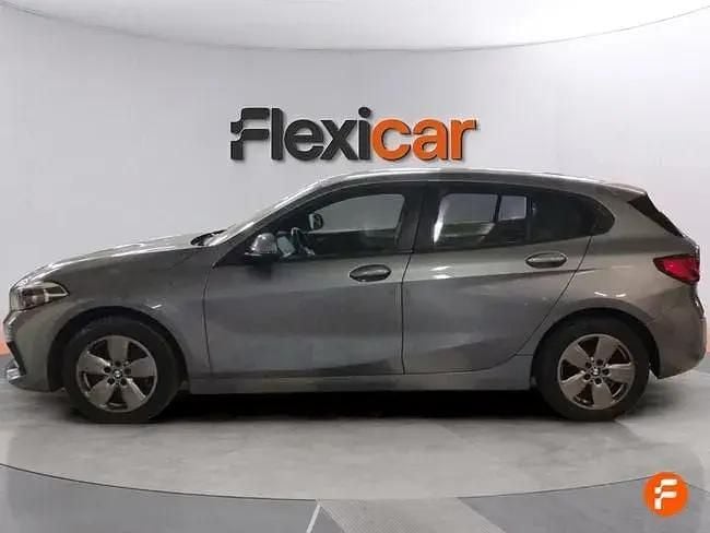 Usado BMW 116 116 HP (85 kW) 2022 Cinzento Citadino