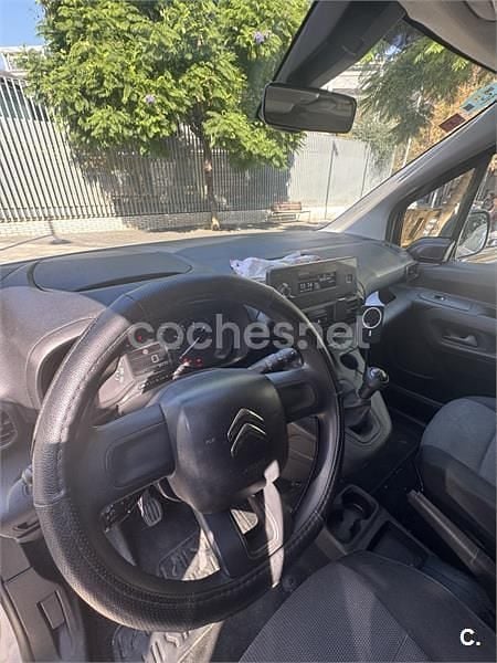 Usado Citroën Berlingo Live 100 CV (73 kW) 2019 Blanco Monovolumen