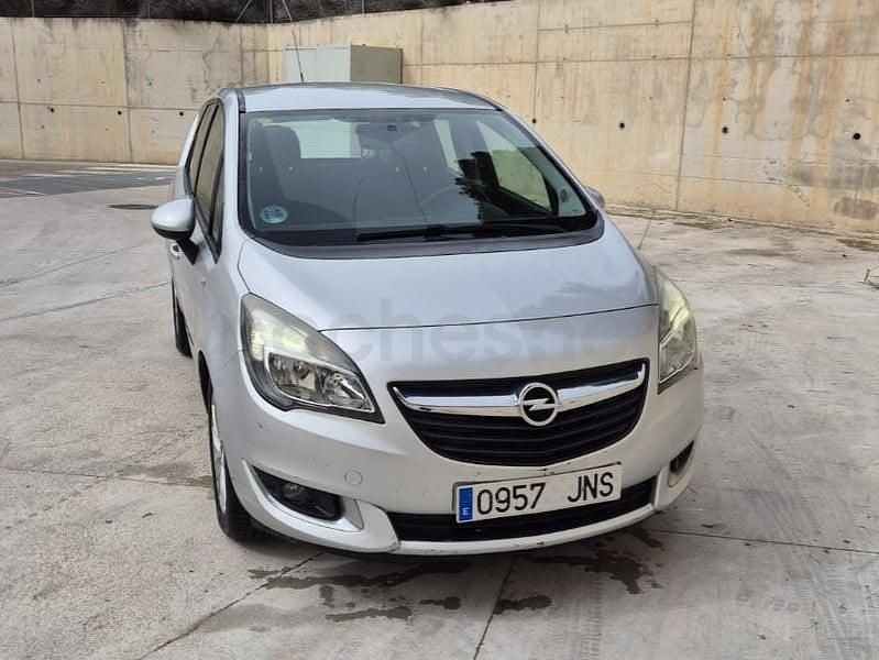 Usado Opel Meriva Selective 120 CV (88 kW) 2016 Gris / plata Monovolumen