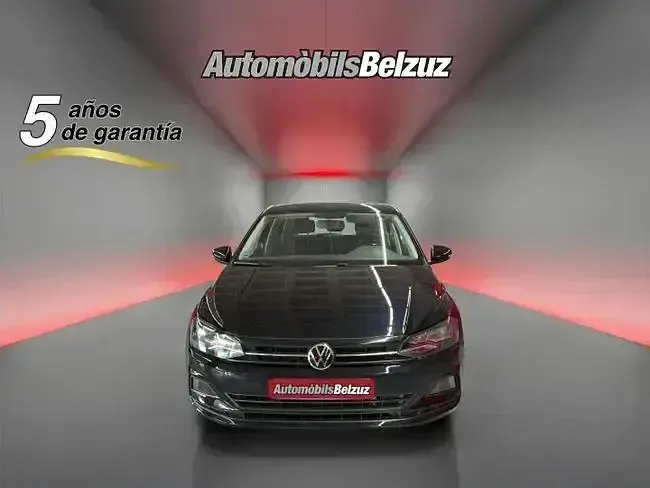 Usado VW Polo Advance 95 CV (69 kW) 2021 Negro Utilitario