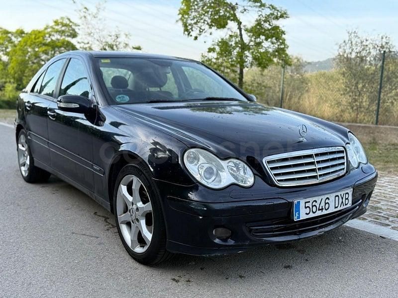 Usado Mercedes C180 Sport Edition 143 CV (105 kW) 2006 Azul Berlina
