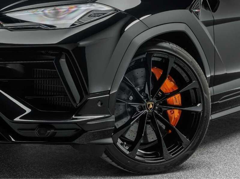 Negro Nuevo 2024 Lamborghini Urus SUV | 389.000 € - Imagen 1/4