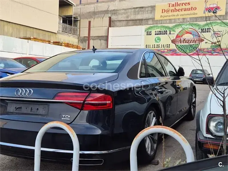 Usado Audi A8 385 CV (283 kW) 2016 Azul Berlina