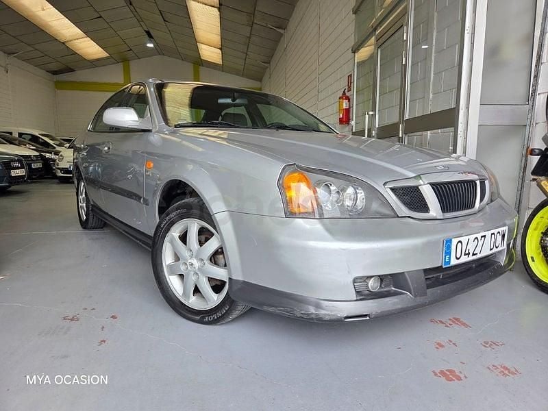 Usado Chevrolet Evanda CDX 131 CV (96 kW) 2005 Gris / plata Berlina