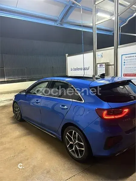 Usado Kia Ceed GT GT-Line 140 CV (102 kW) 2019 Azul Berlina