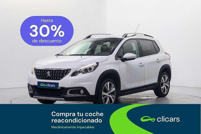 Usado Peugeot 2008 Allure 110 CV (80 kW) 2017 Blanco SUV