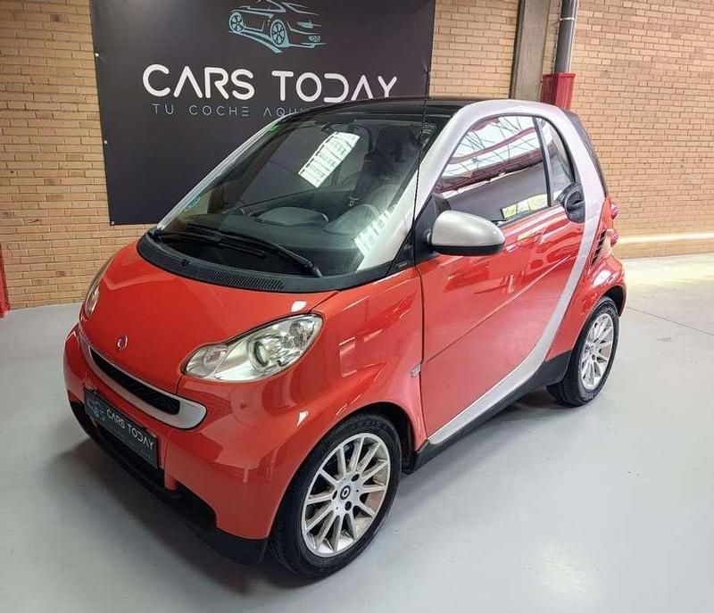 Rojo Usado 2009 Smart ForTwo Coupé Passion Coupe | 4490 € (Precio justo) - Imagen 1/4
