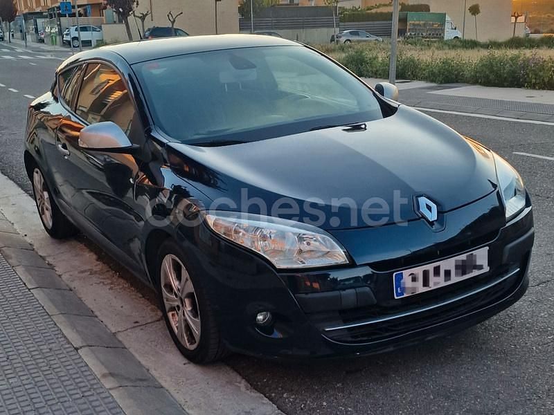 Azul Usado 2009 Renault Mégane III Dynamique Berlina | 5990 € (Buen precio) - Imagen 1/4