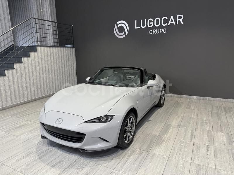 Nuevo Mazda MX5 Exclusive-Line 132 CV (97 kW) 2025 Gris / plata Descapotable