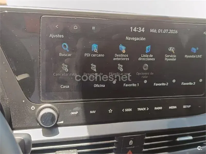Usado Hyundai Bayon 100 CV (73 kW) 2025 Rojo SUV