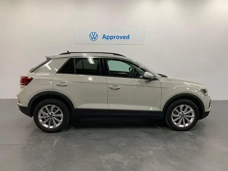 Usado VW T-Roc Cabriolet 150 CV (110 kW) 2025 Gris / plata SUV