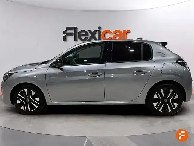 Usado Peugeot 208 Allure 100 CV (73 kW) 2025 Gris Utilitario